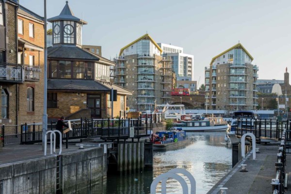 Limehouse Ship Lock Open - Basin End