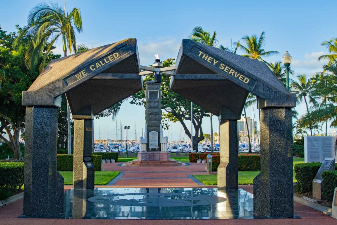 Part of ANZAC Park (established as Strand Park in 1910s); The Strand; #600934; ANZAC Way Memorial
