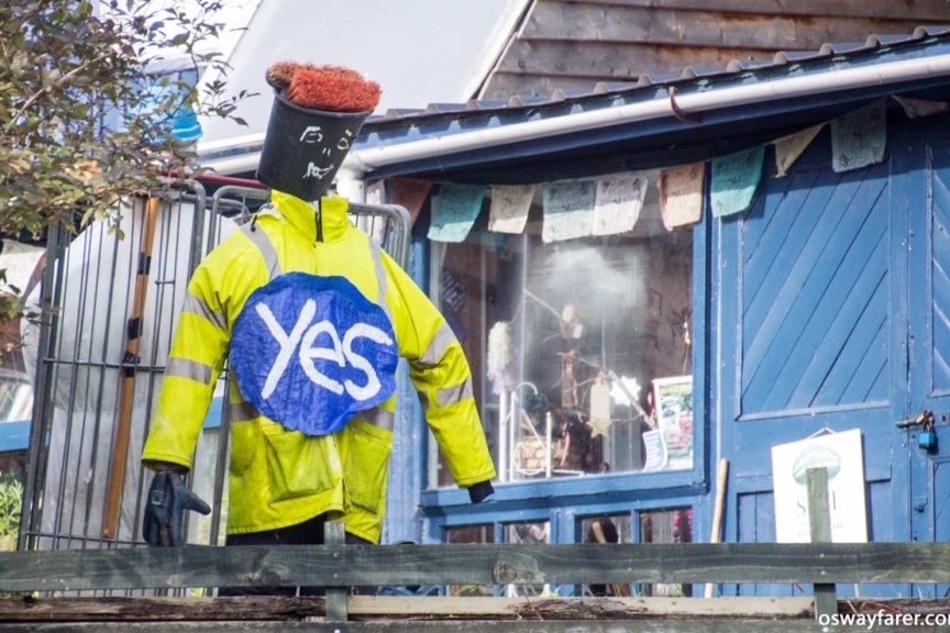 The "Yes" campaign was very visible on Skye. Isle of Skye, Armadale - "The Yes Man"