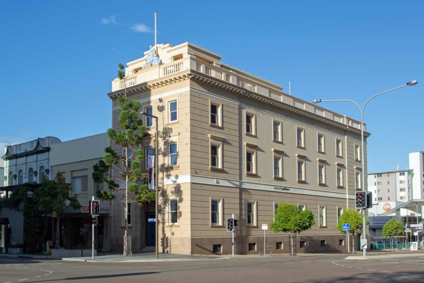 Built 1937-38; 3rd Premises; Restrained Classical Style; 416-488 Flinders Street; #602159 Former-AMP-Society-Building