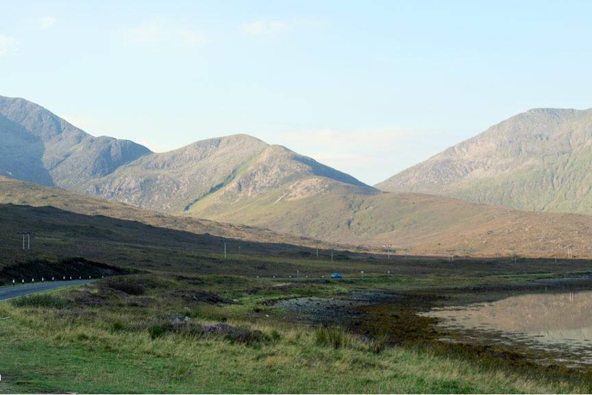 More of the mountain ranges that surround Loch Ainort. Isle of Skye, Loch Ainort - The Head (inner most point)